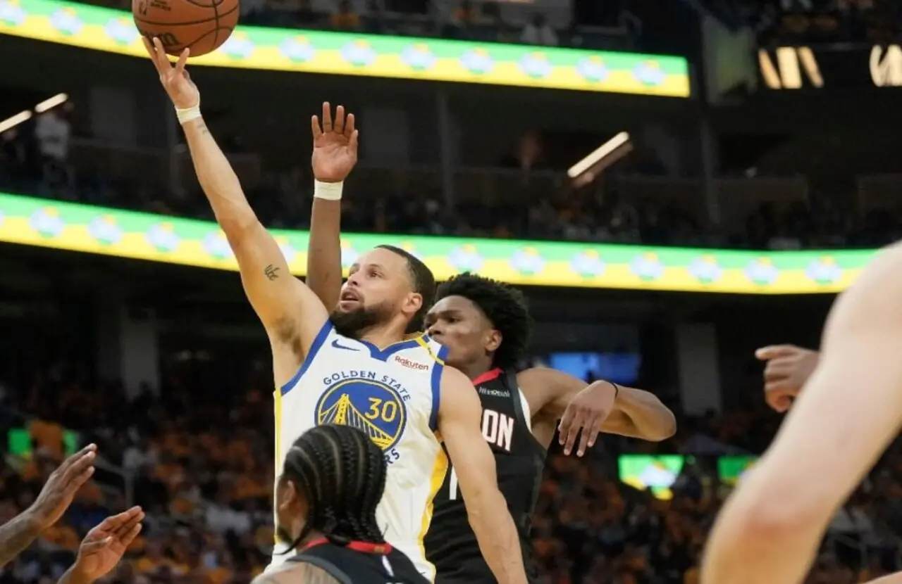 NBA季後賽|4/27勇士對火箭最新賽果